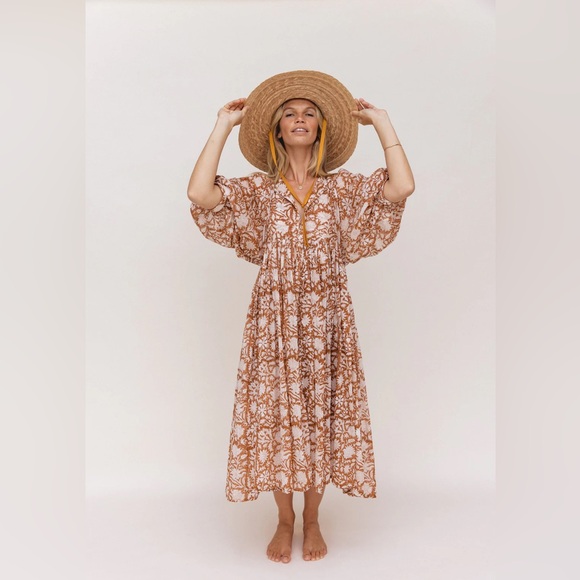 Daughters of India Kyra Midi Caramel - Picture 4 of 6